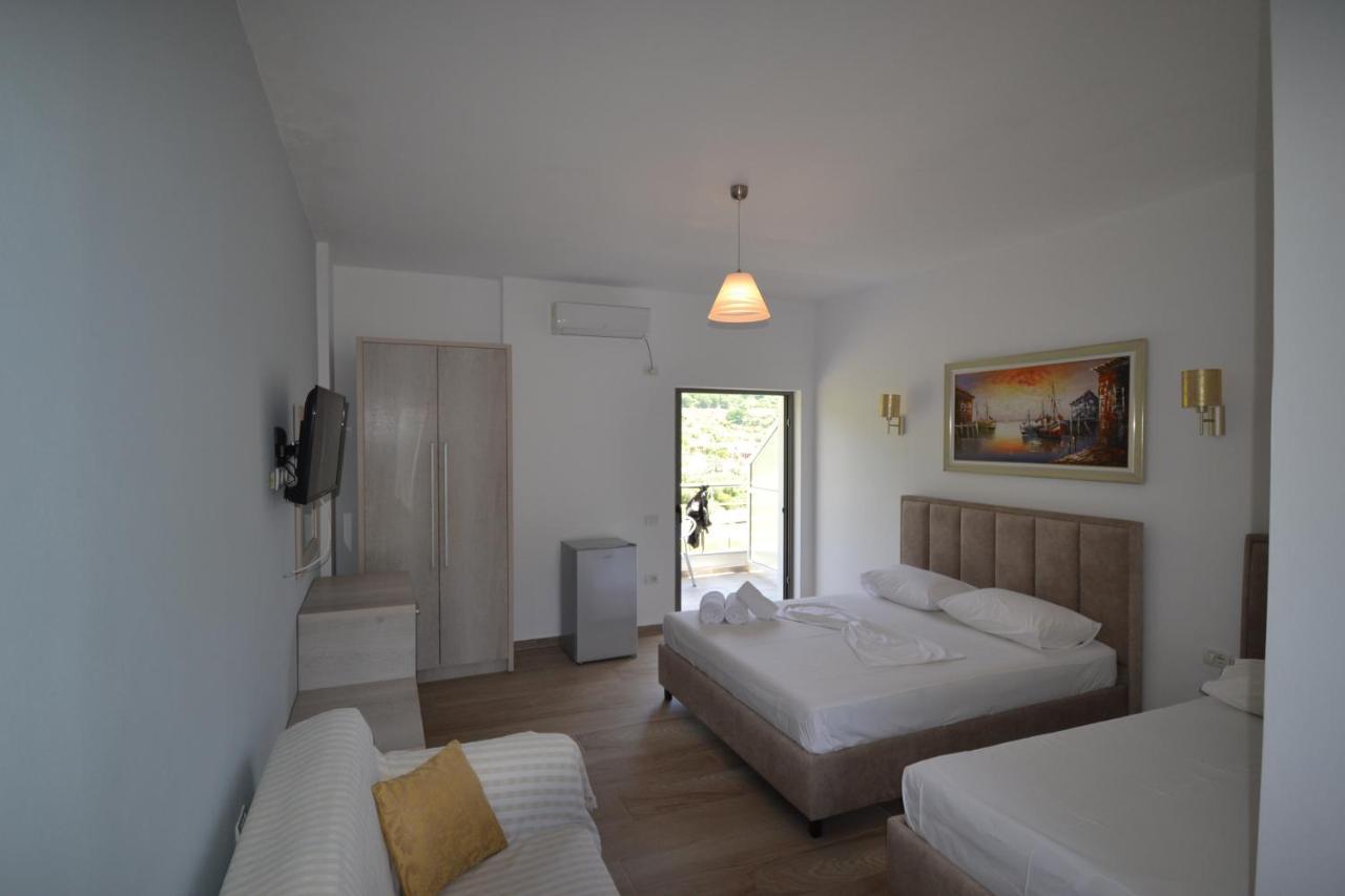 Bujtina Eleni Otel Himarë Dış mekan fotoğraf