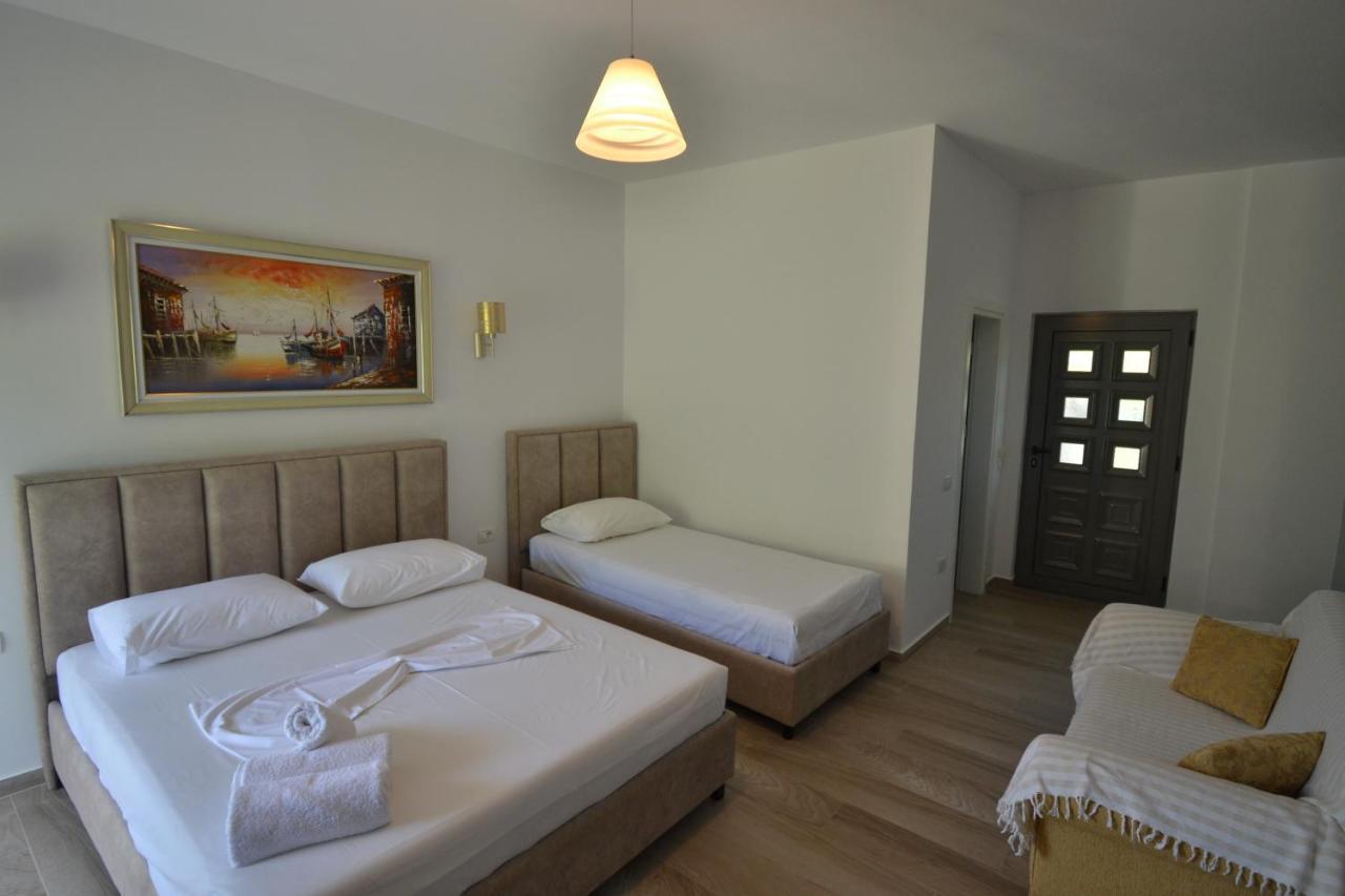 Bujtina Eleni Otel Himarë Dış mekan fotoğraf